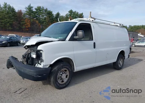 2014 Chevrolet Express 2500 Work Van z USA, uszkodzony, nr VIN 1GCWGFCAXE1184376